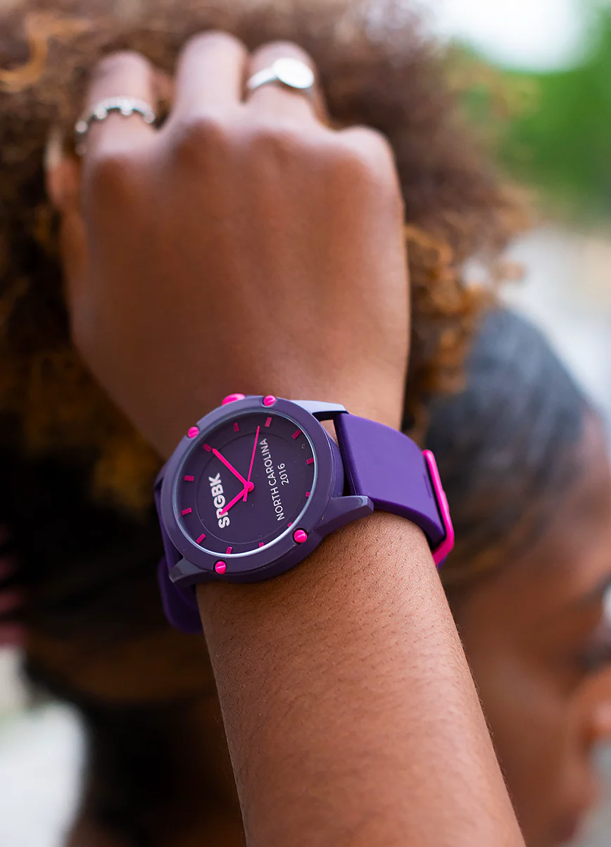 The Montclair, Dragon Fruit Silicone Band 44mm - Image 6